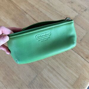 COACH vintage Y2K green leather makeup pouch zip